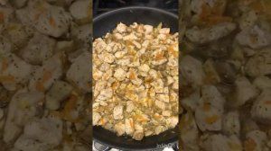 Фунчоза с индейкой и грибами