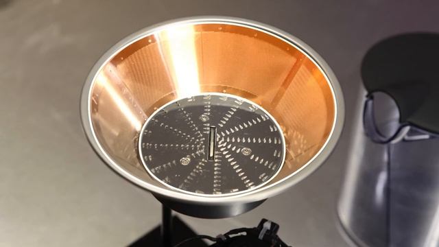 Böyle Çalışır 24. Bölüm - Katı Meyve Sıkacağı смотреть онлайн