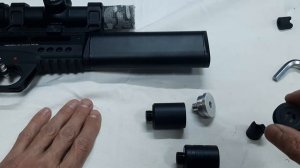Винтовка Леший 2 и дополнительный модератор. The Leshiy 2 rifle and an additional moderator.