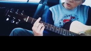 Под гитару-У Иринки свадьба в сентябре.