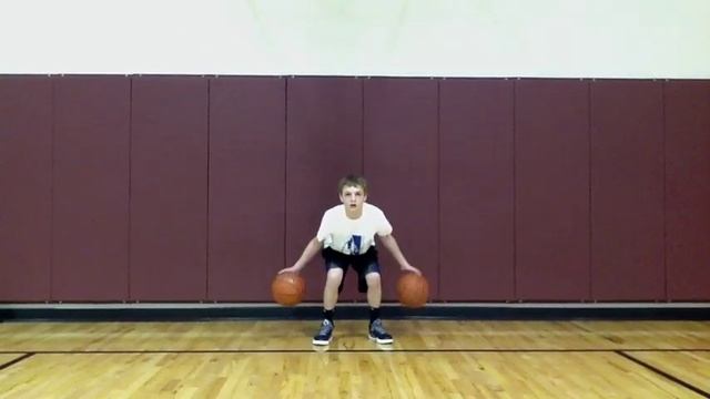 Two Ball Dribbling Drills смотреть онлайн