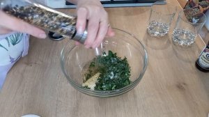 Маринованные шампиньоны  в соевом соусе с чесноком и зеленью! Вкуснее не бывает!!!