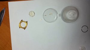 Обзор советских позолоченных часов Заря 17 камней за 200 рублей. Часть первая разборка.