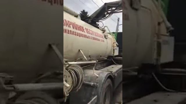 Илосос, чистка ям, откачка ила