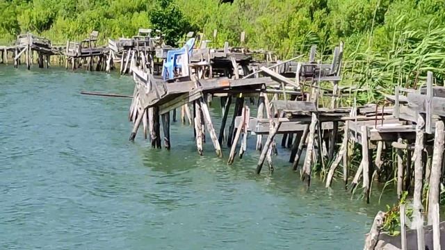 Озеро Скурча. Абхазия, село Адзюбжа, Очамчырский район