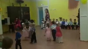 Музыкальная игра «Солнышко и дождик»