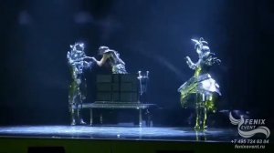 Заказать оригинальное шоу зеркальных иллюзий на праздник и корпоратив - зеркальное шоу в Москве