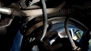 Снятие горловины топливного бака на Toyota Opa
