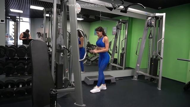 2 5 упражнение Разгибания рук с верхним блоком на трицепс смотреть онлайн
