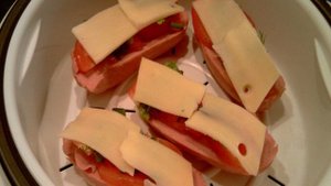 Сардельки в мультиварке Редмонд