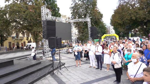 Біля пам’ятника Т. Шевченку капела «Дударик» заспівала Акафіст до Пресвятої Богородиці смотреть онлайн