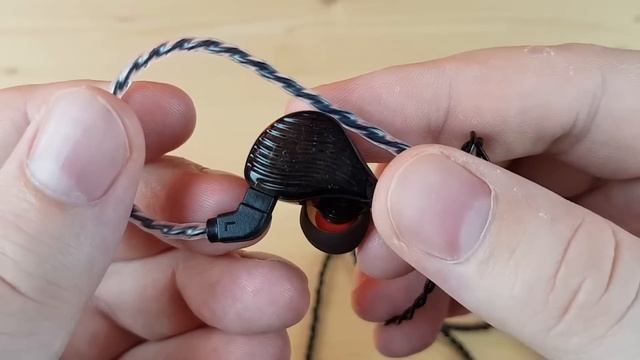 CVJ CSE: реально годные гибридные наушники за $14 смотреть онлайн