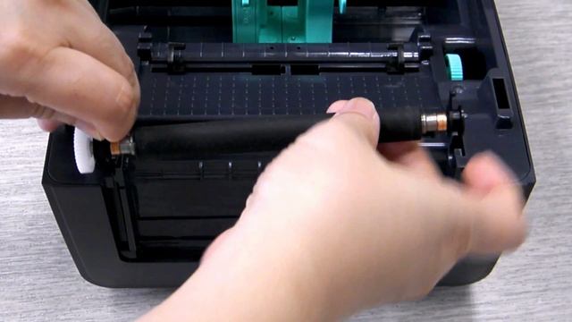 TSC TC200/TC210/TC300/TC310: Replacing the platen roller