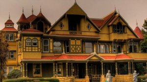 5 ЗНАМЕНИТЫХ ДОМОВ С ПРИЗРАКАМИ ПРИВЕДЕНИЯМИ