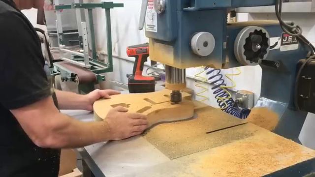 Hey You Jags! Let's Make a Fender Style Jaguar Part 1 смотреть онлайн