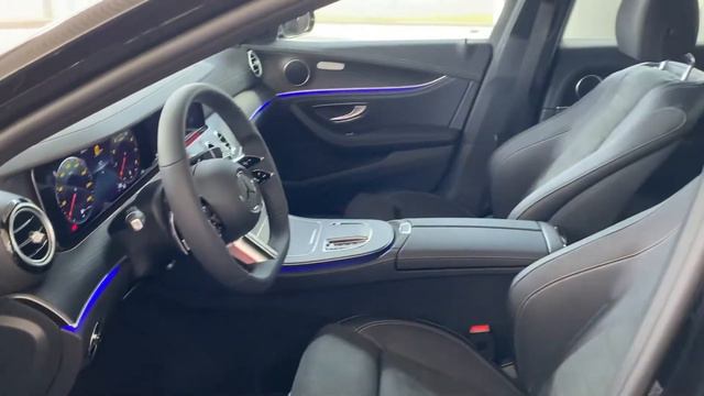 Презентация автомобиля E 200 4M Sport Седан смотреть онлайн