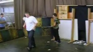 Метание ножа - knife throwing