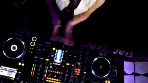 DJ Наташа Ростова в ночном клубе 'Хорошо'