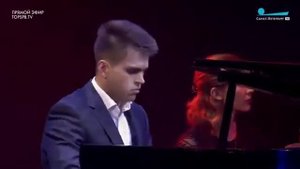 В.Кулаков. Поезд в час тридцать.