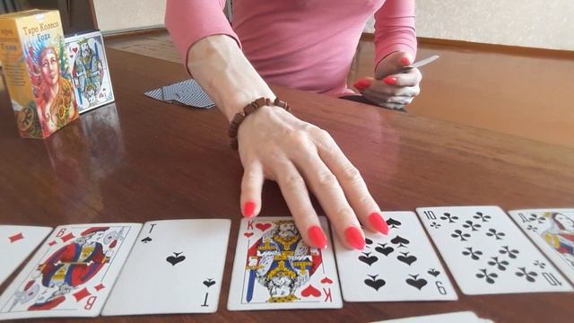 Гадание на крестовую даму.Цыганский расклад смотреть онлайн