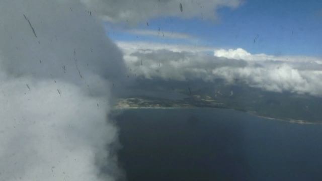 TAKEOFF FROM VIETNAM (CAM RANH AIRPORT). ВЗЛЁТ ИЗ ВЬЕТНАМА (АЭРОПОРТ КАМРАНЬ) смотреть онлайн