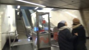 Москва Сити.  Станция метро Деловой центр. ЭТО БОЛЬШОЙ ЛАБИРИНТ.