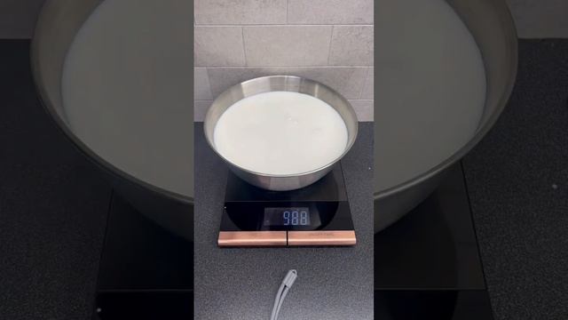 1кг молока и 1литр , что выгоднее? #почтиполезно #вкуснаяеда #пп #маркетинг смотреть онлайн