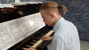 А. Пахмутова - Как молоды мы были