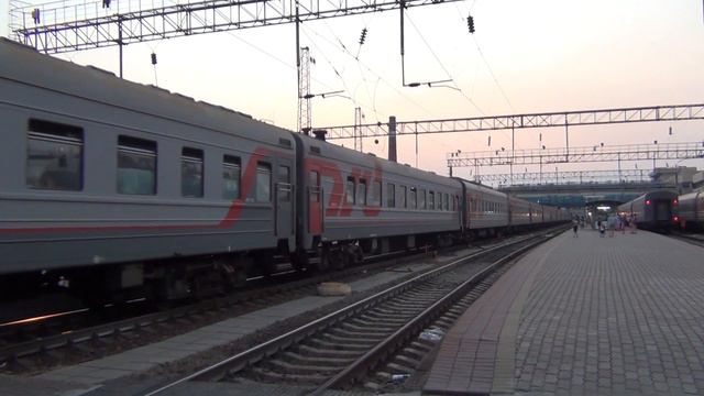 Электровоз ЭП1-113 с поездом №478 Челябинск — Адлер смотреть онлайн