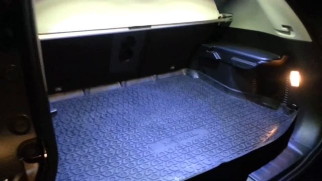 Освещение в багажник X-trail T32 смотреть онлайн