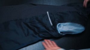 Как правильно сложить костюм в дорогу  [Якорь | Мужской канал]