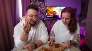 Вместе с мужем пробуем ТОРТЫ В КОРОБКАХ