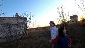 Привет Сосед 2 и Эва, Ника и Ростик в странном Доме СОСЕДА. Как Ребята нашли ДОМ Соседа.