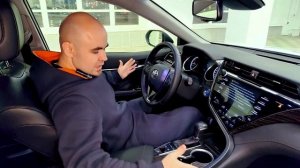 Toyota Camry Hybrid: мечта, которая не разорит. Обзор от СкольПро.