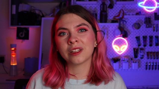 МОЯ УЖАСНАЯ ИСТОРИЯ ПОСТУПЛЕНИЯ / Сломанная рука / Чуть не выгнали с экзамена смотреть онлайн