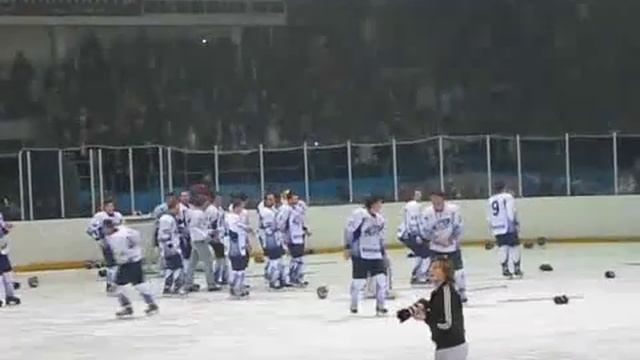 15.04.2011. ХК Буран (Воронеж), вручение кубка смотреть онлайн