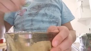 Неньютоновская жидкость из муки,шооооооок?