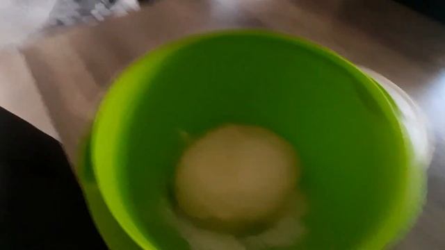 целый день как белка в колесе. мама обожди.. я не умею плавать.. смотреть онлайн