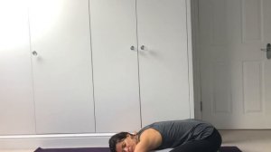 20 MINUTE YOGA FOR SLEEP | Strength Through Yoga | YOGA GIRL LONDON