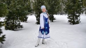 У леса на опушке (зима)