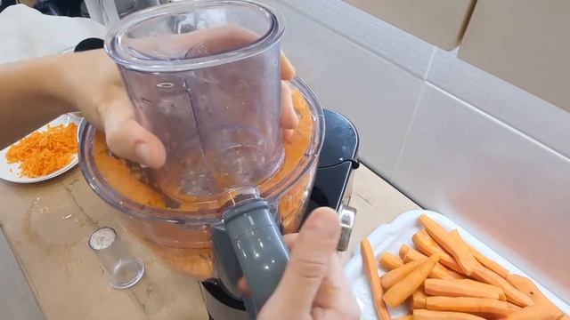 КУХОННЫЙ КОМБАЙН #KENWOOD KM280. Нарезка и шинковка овощей. смотреть онлайн