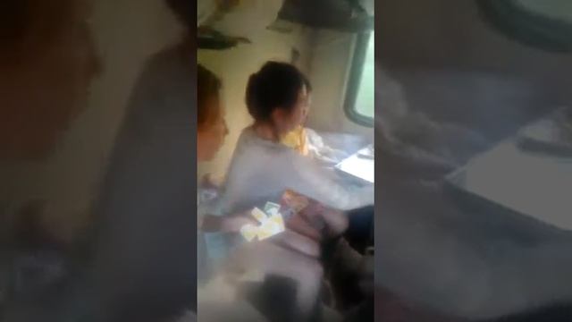 Простоив поезде поём смотреть онлайн