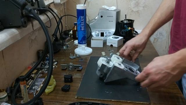 Ремонт мясорубки Kenwood MG51
