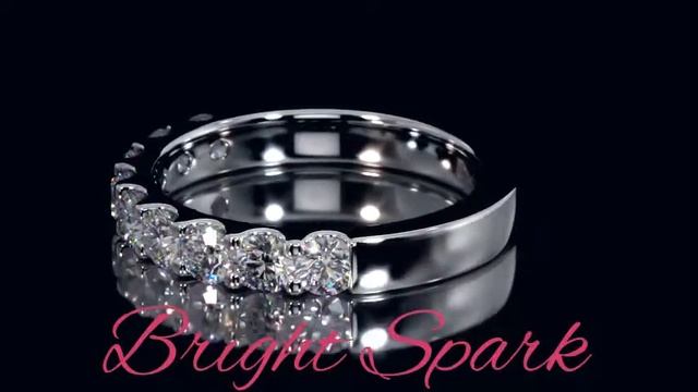 Золотое кольцо с дорожкой Alana из девяти камней на 1 карат от Bright Spark смотреть онлайн