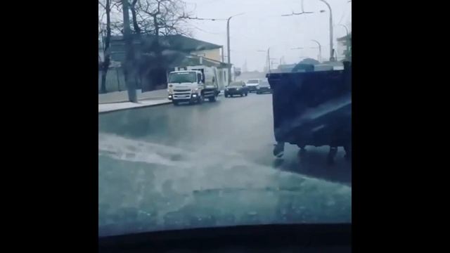 Новороссийская бора! Свирепый норд-ост на Чёрном море смотреть онлайн