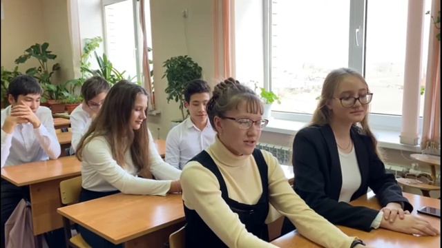 Школьная акция Мама, я тебя люблю и спасибо говорю 10А кл. (пожелания)