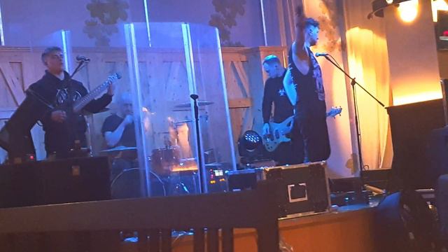 саундчек радиотапка, настраиваются, готовятся к выступлению :-) смотреть онлайн