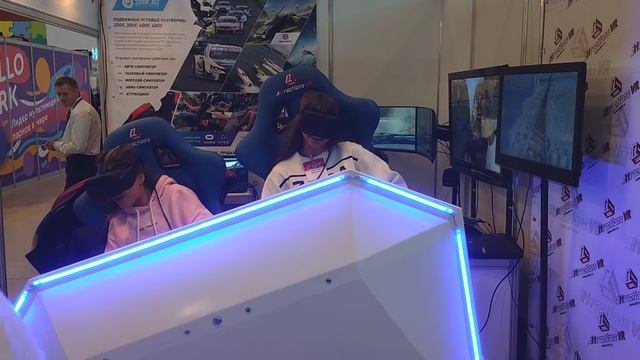 Аттракцион виртуальной реальности Space Rift 2x на выставке РАППА ЭКСПО 2019