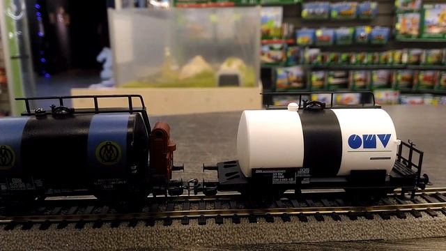 Железная дорога Piko ГДР 16мм. Сравниваем с современными аналогичными моделями. смотреть онлайн