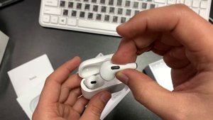 Копия наушников AirPods Pro от фирмы Hoco